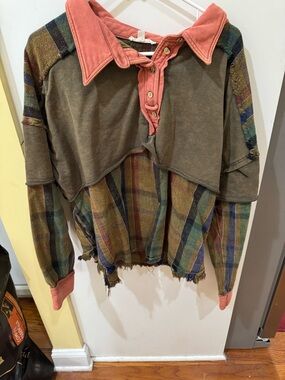 Oli & Hali Coral and Olive Layered Pullover